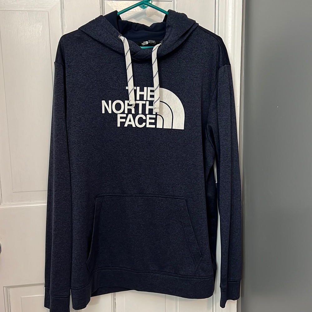 Men’s XL North Face Hoodie. Excellent condition. Only worn once.